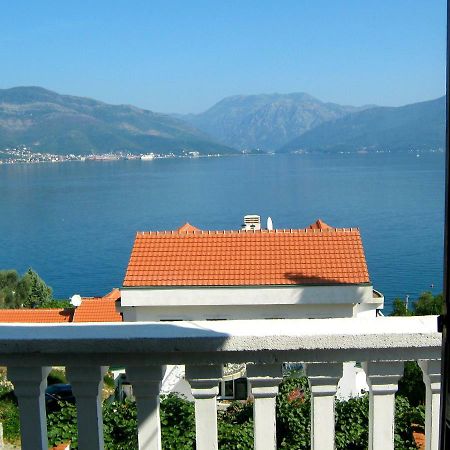 Apartments Ceca Tivat Exterior photo