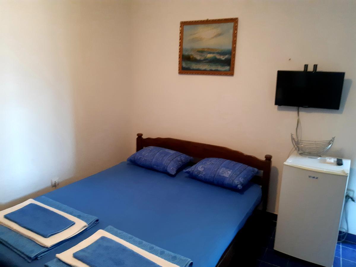 Apartments Ceca Tivat Exterior photo