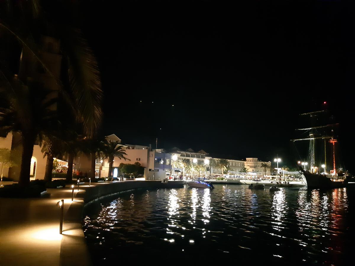 Apartments Ceca Tivat Exterior photo