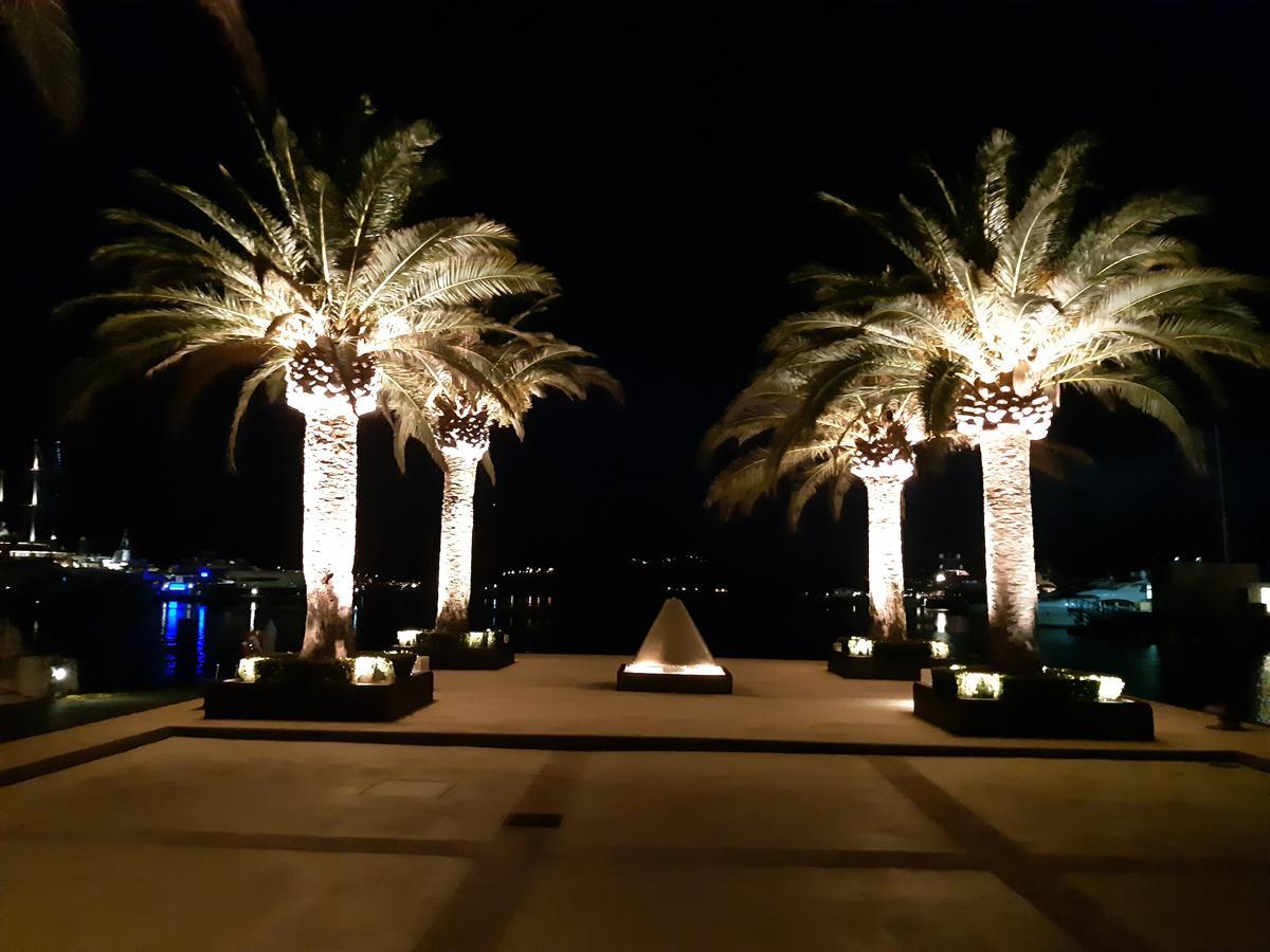 Apartments Ceca Tivat Exterior photo