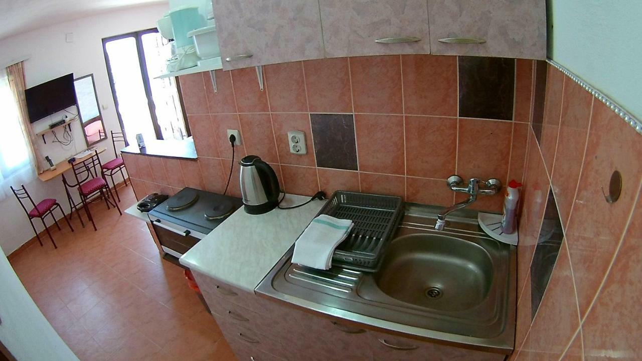 Apartments Ceca Tivat Exterior photo