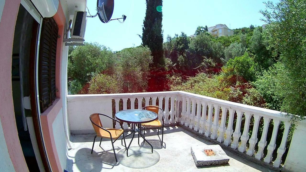 Apartments Ceca Tivat Exterior photo