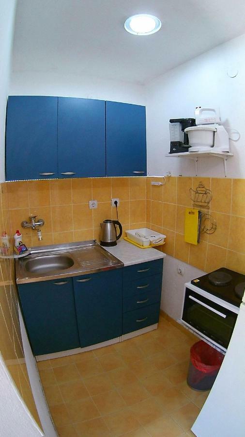 Apartments Ceca Tivat Exterior photo
